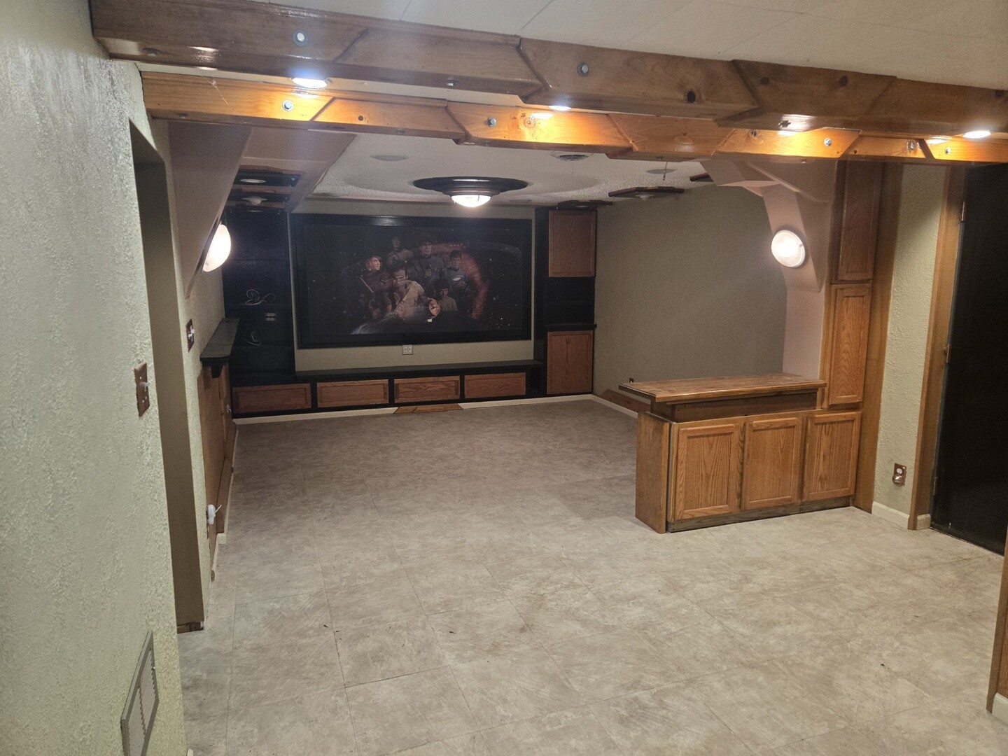 2 Walton Place Normal, IL 61761 - Photo 28 of 41 a view of a room with gym equipment