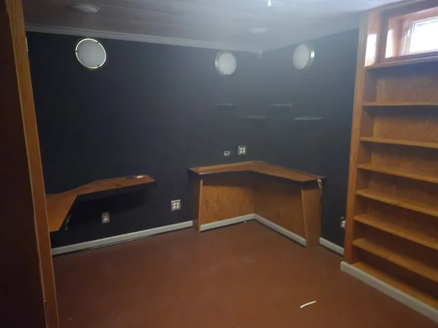 $179,900 | 2 Walton Place, Normal, IL 61761