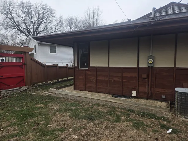 $179,900 | 2 Walton Place, Normal, IL 61761