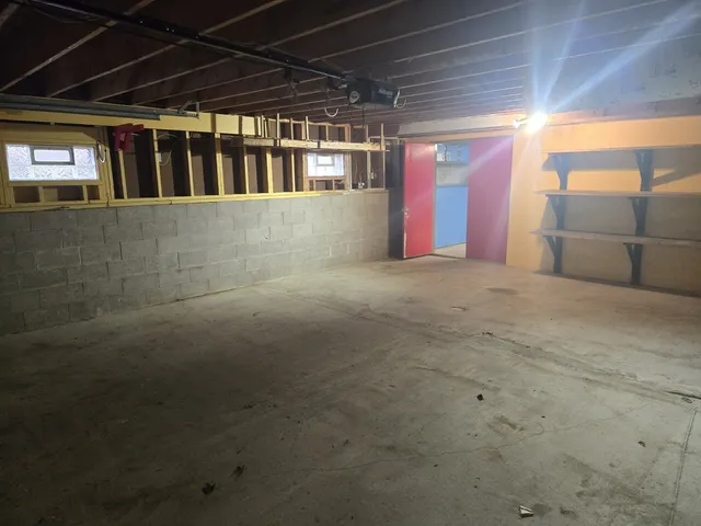 $179,900 | 2 Walton Place, Normal, IL 61761