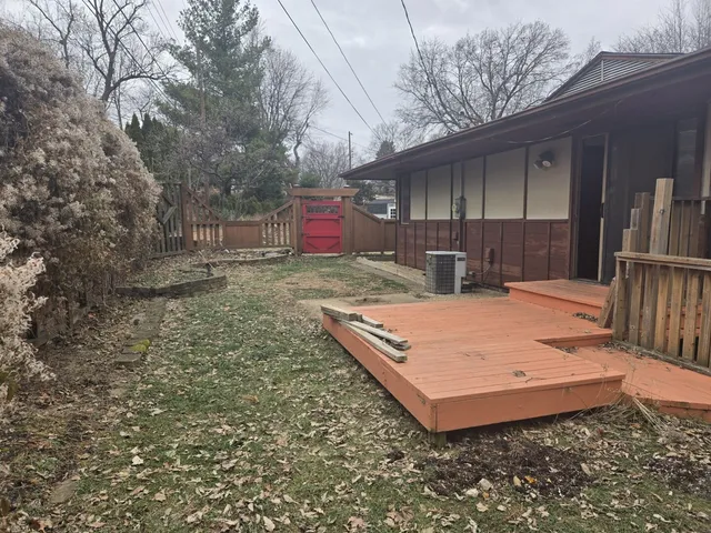 $179,900 | 2 Walton Place, Normal, IL 61761