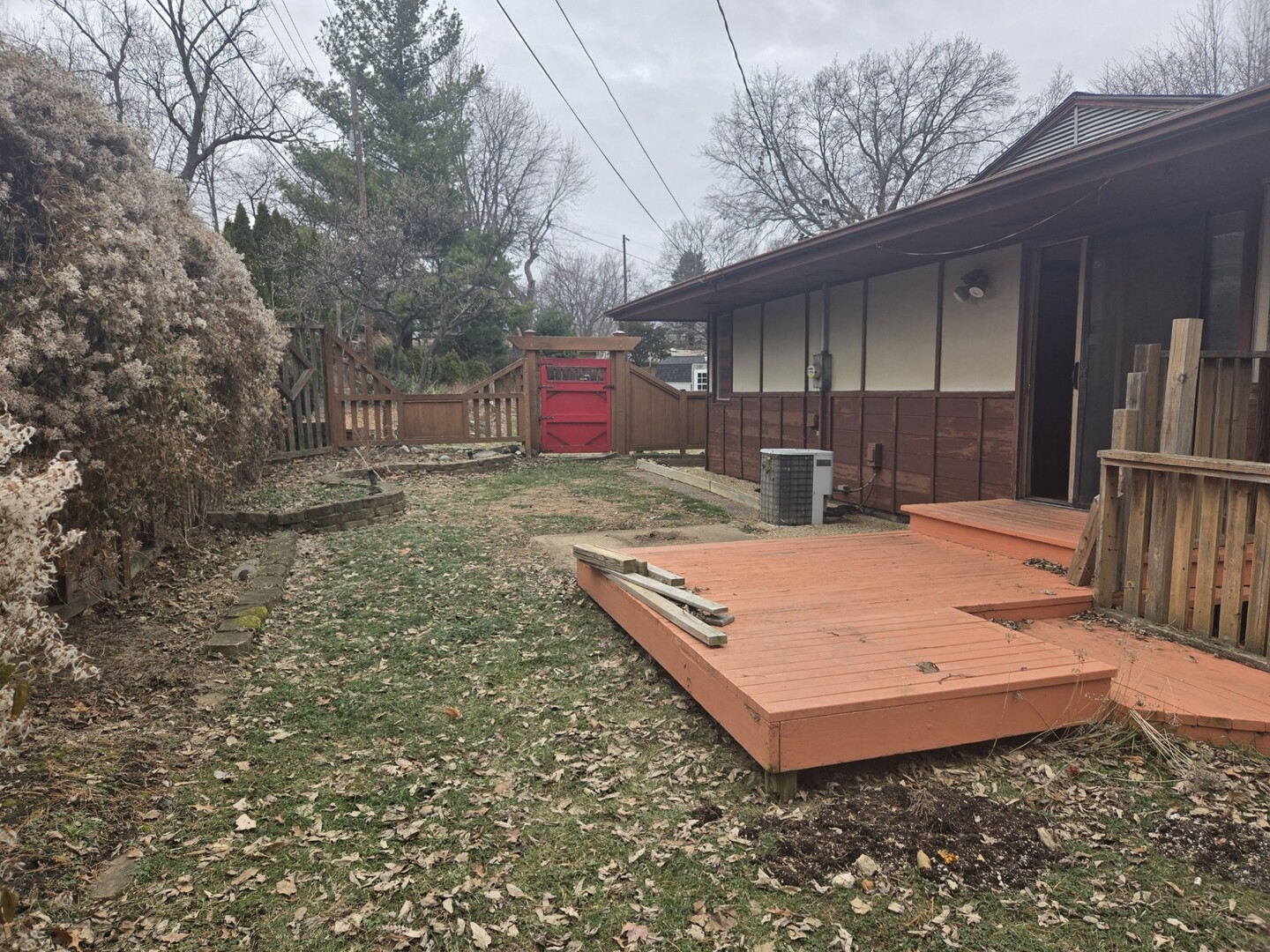 2 Walton Place Normal, IL 61761 - Photo 40 of 41 a view of a small space in front of a house