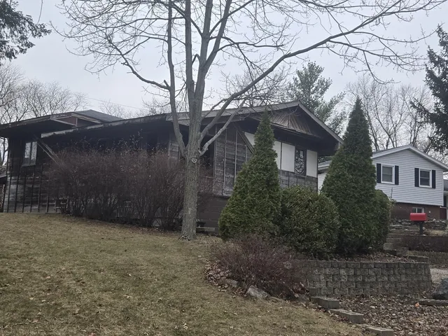 $179,900 | 2 Walton Place, Normal, IL 61761