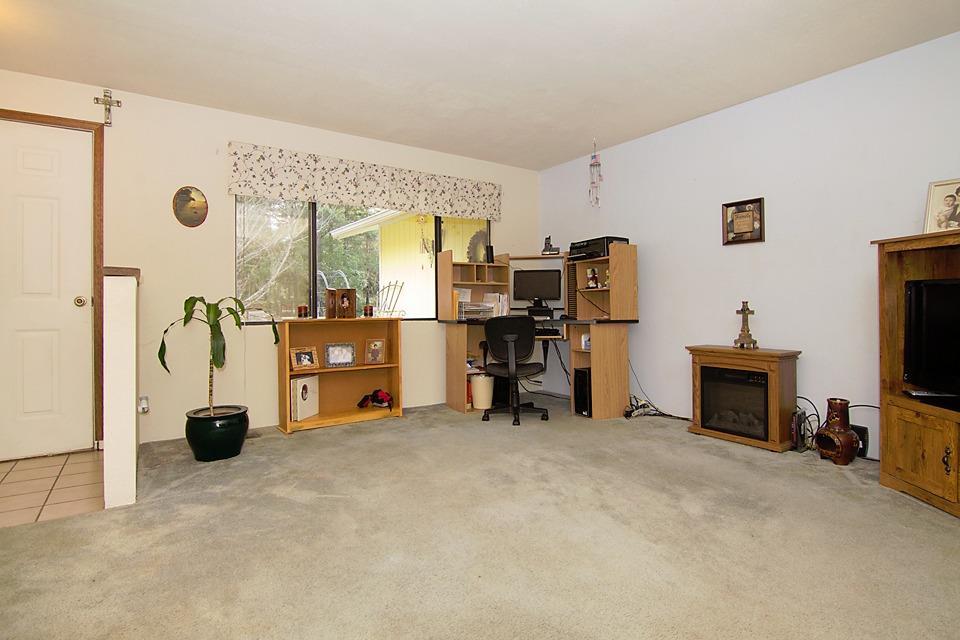 1550 Queens Branch Road Rogue River, OR 97537 - Photo 10 of 20 Additional Photo