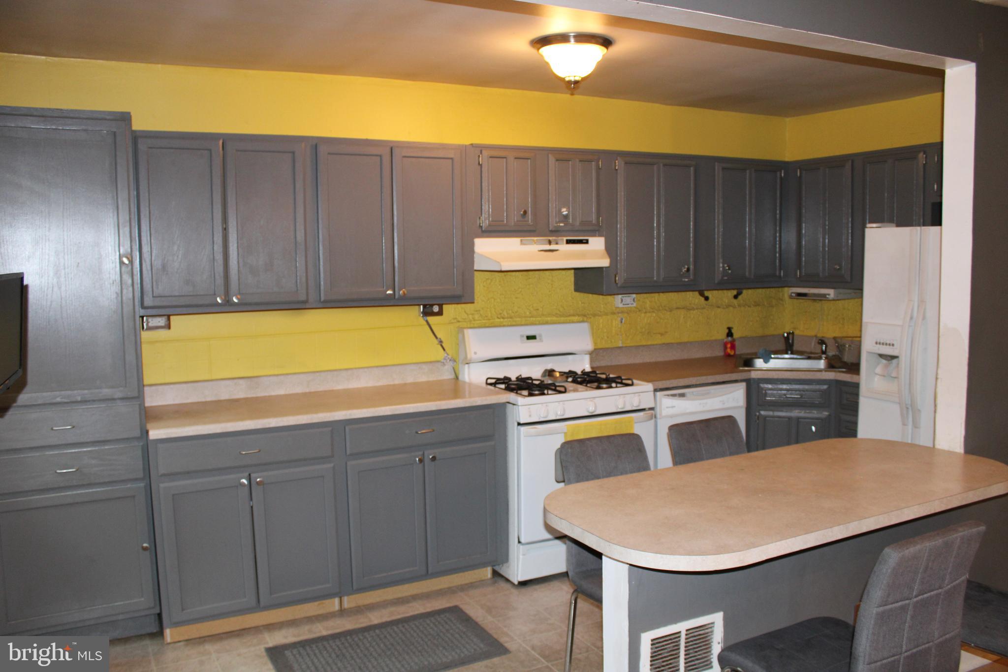 1029 West Browning Road Bellmawr, NJ 08031 - Photo 3 of 14 Gallery Image 3