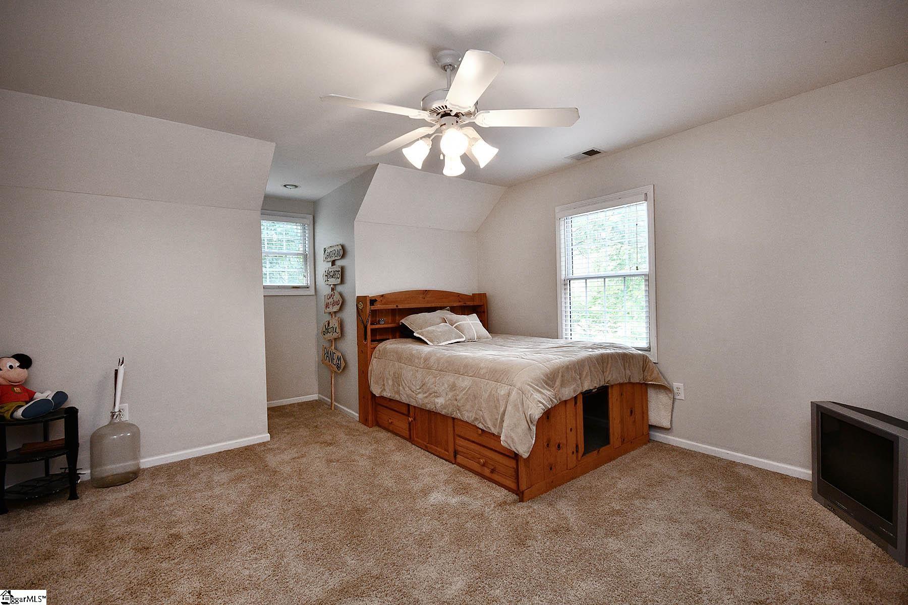 205 Inverness Way Easley, SC 29642 - Photo 23 of 36 Gallery Image 23