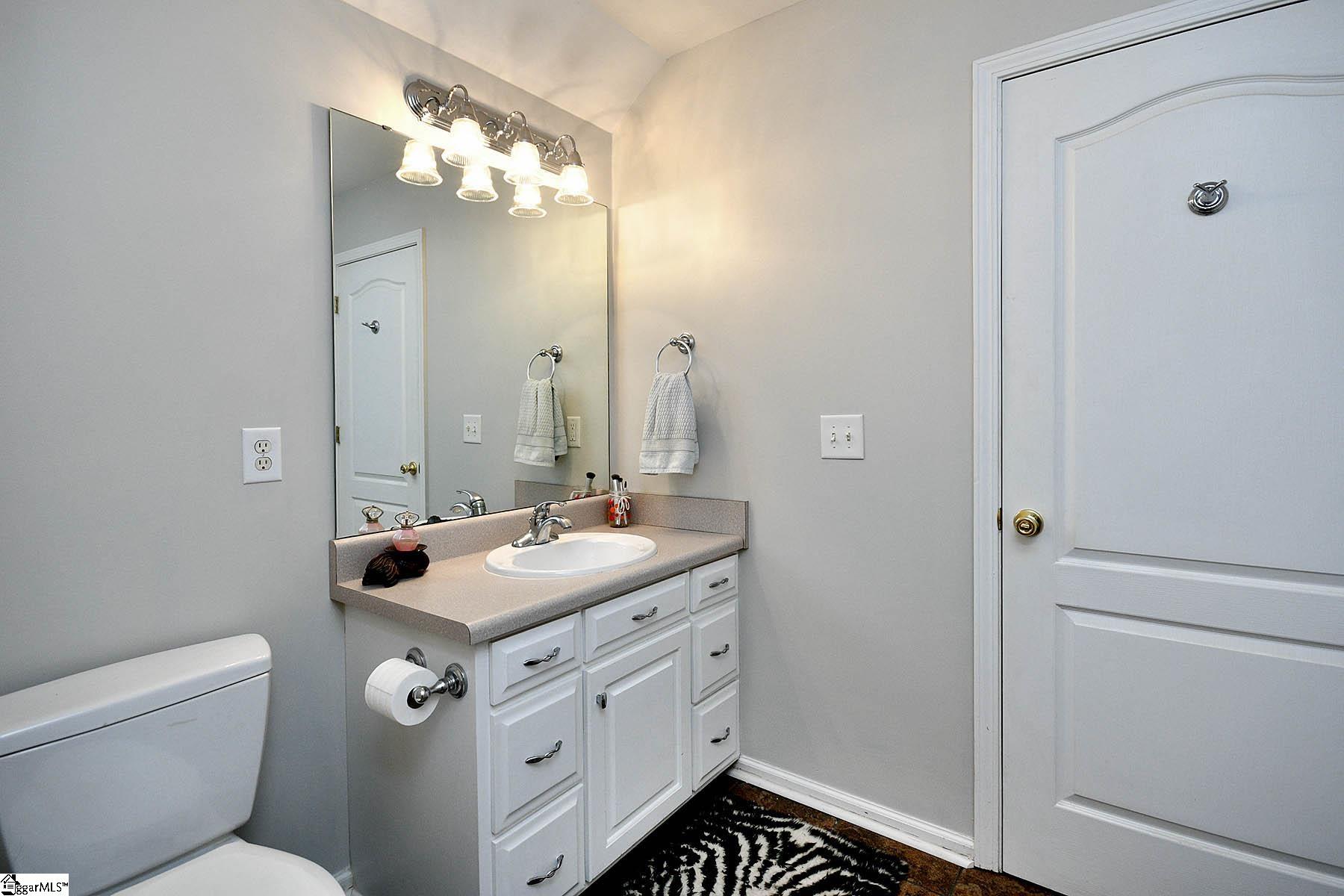 205 Inverness Way Easley, SC 29642 - Photo 28 of 36 Gallery Image 28