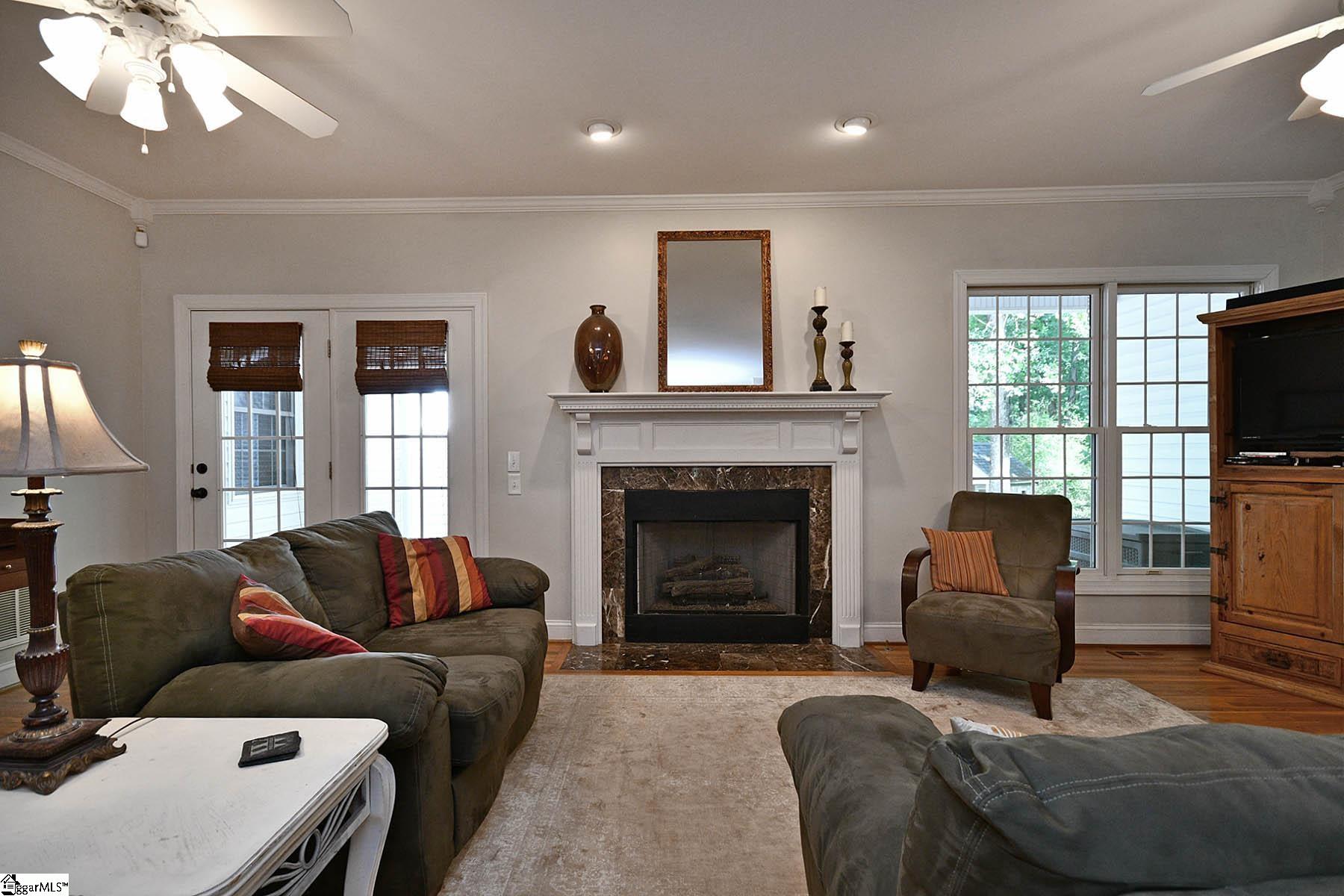 205 Inverness Way Easley, SC 29642 - Photo 6 of 36 Gallery Image 6
