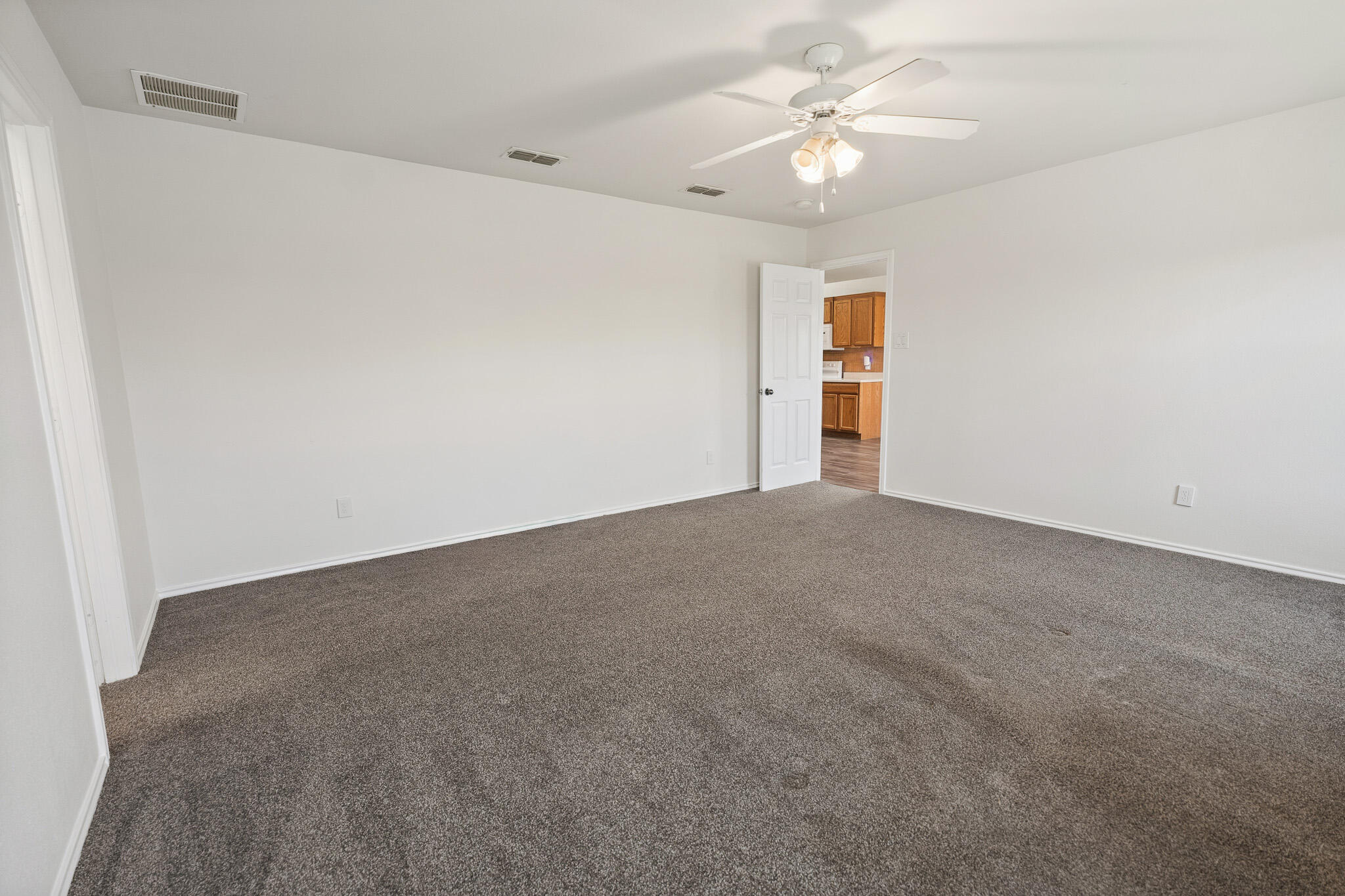 6502 89th Street Lubbock, TX 79424 - Photo 14 of 26 DSC00554
