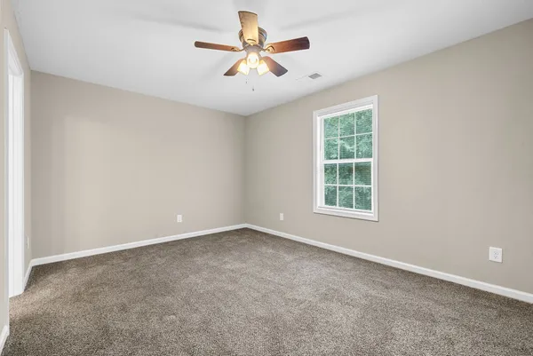 $1,275 | 431 Glenstone Springs Drive, Unit D, Clarksville, TN 37043