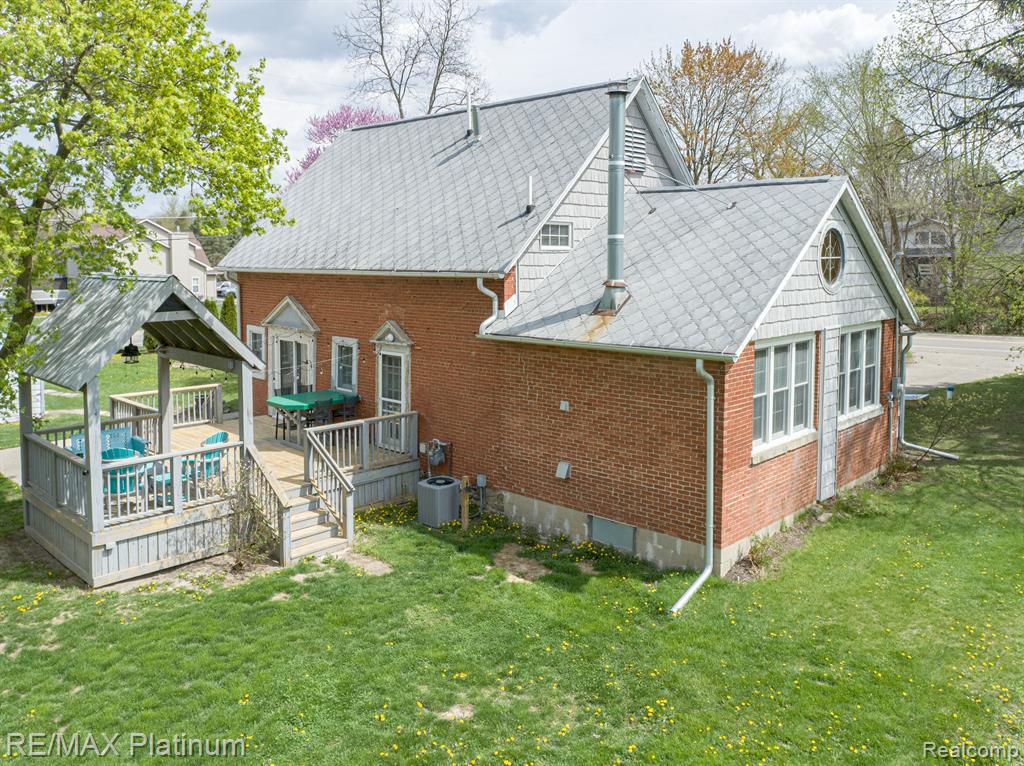 4015 Bennett Lake Road Fenton, MI 48430 - Photo 40 of 51