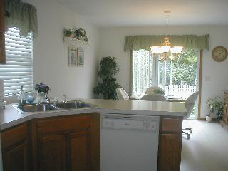 737 Hunting Creek Road Temperance, MI 48182 - Photo 9 of 18 631845-8.JPG