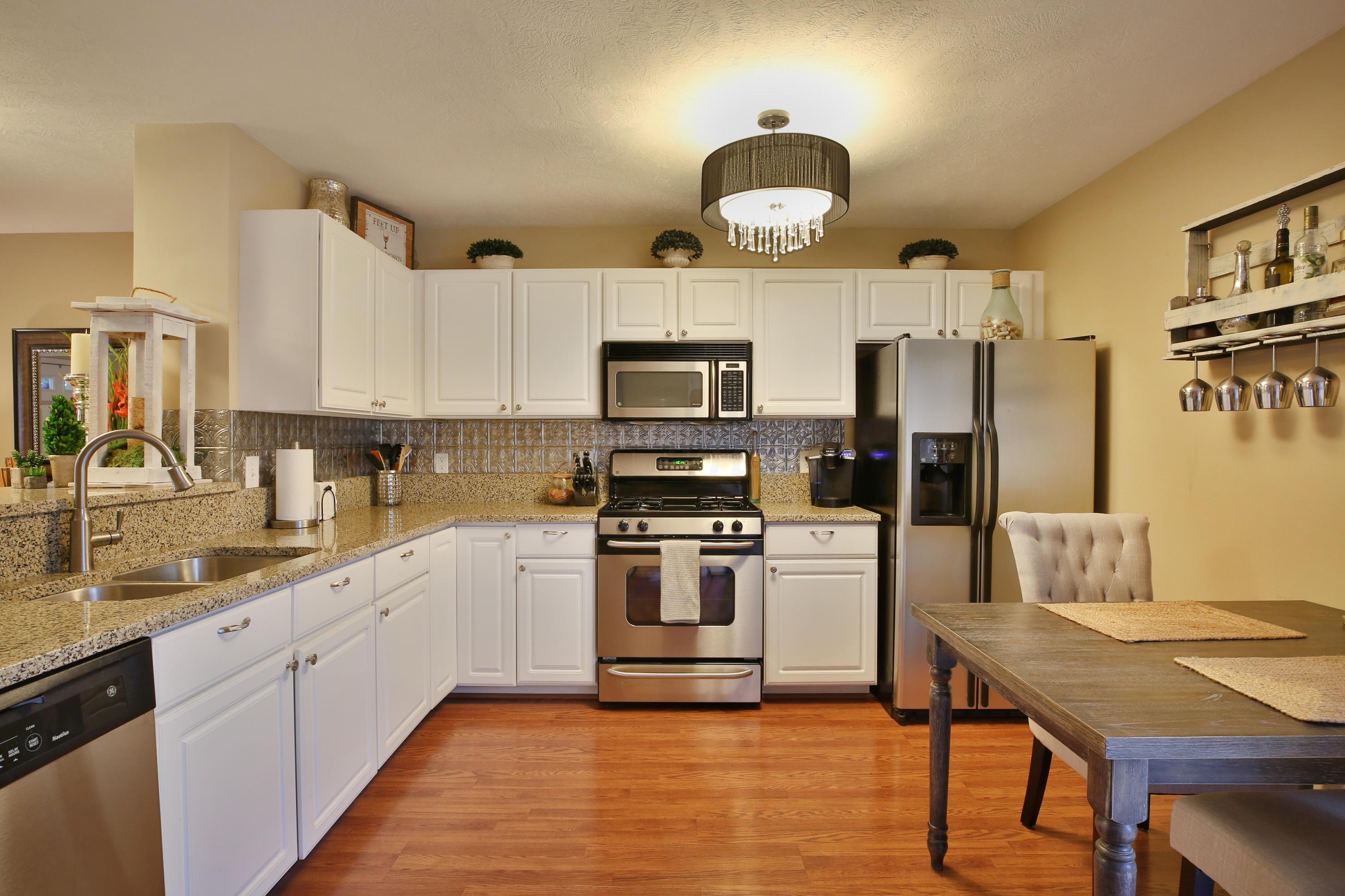 701 Lazelle Road Westerville, OH 43081 - Photo 8 of 32