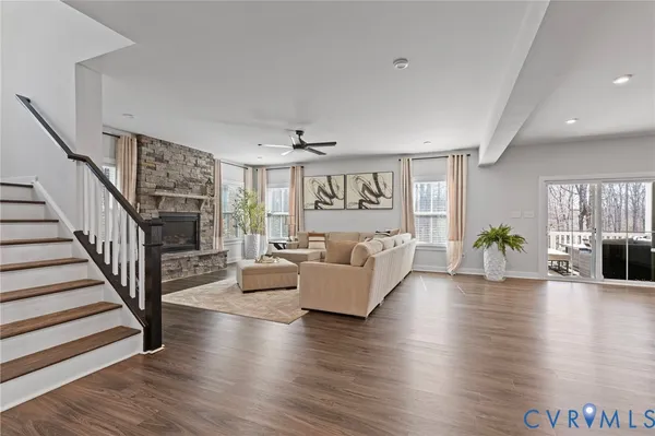 $924,999 | 8107 Fedora Drive, Chesterfield, VA 23838