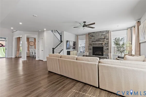 $924,999 | 8107 Fedora Drive, Chesterfield, VA 23838