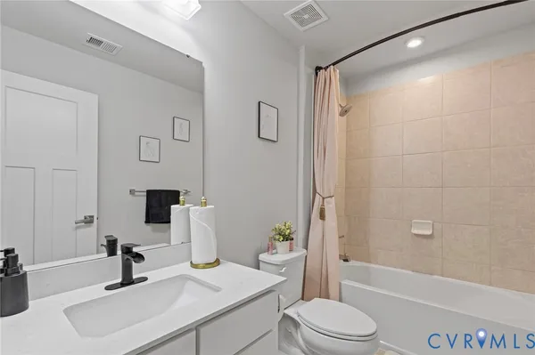 $924,999 | 8107 Fedora Drive, Chesterfield, VA 23838