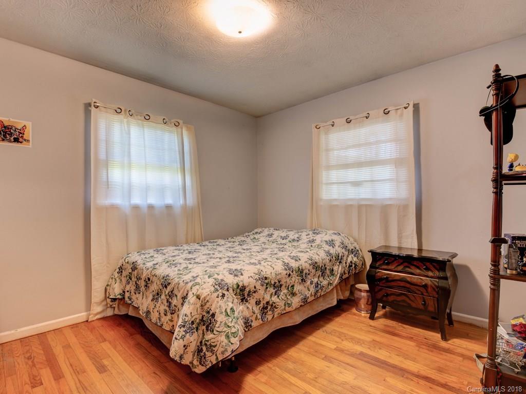 491 Case Cove Road Candler, NC 28715 - Photo 8 of 12 Gallery Image 8
