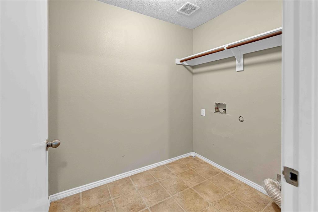 9517 George Washington Drive McKinney, TX 75072 - Photo 20 of 31 a view of room