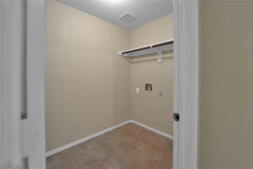 9517 George Washington Drive McKinney, TX 75072 - Photo 21 of 31 a view of room