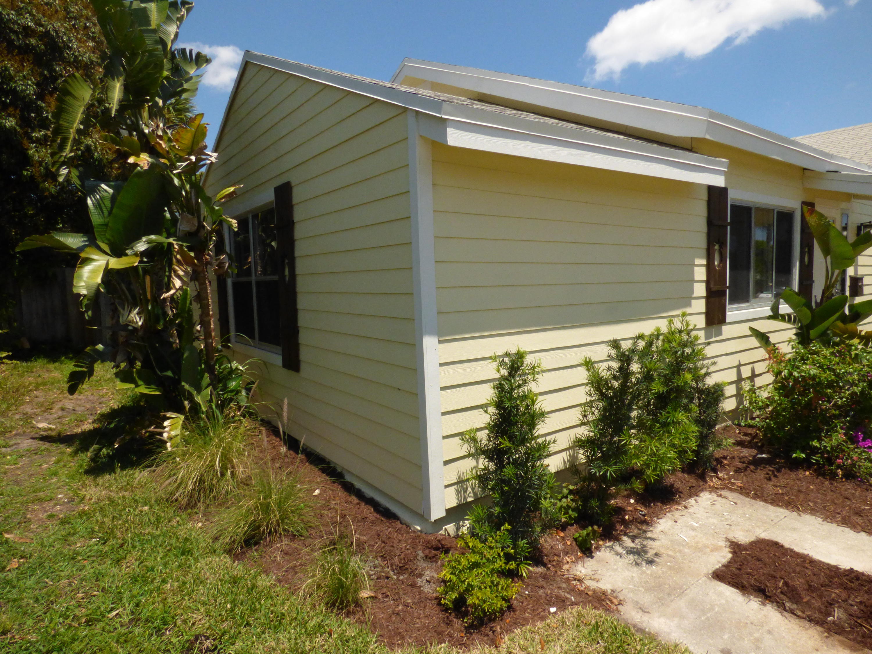 735 Hampton Road West Palm Beach, FL 33405 - Photo 37 of 39 P1000751