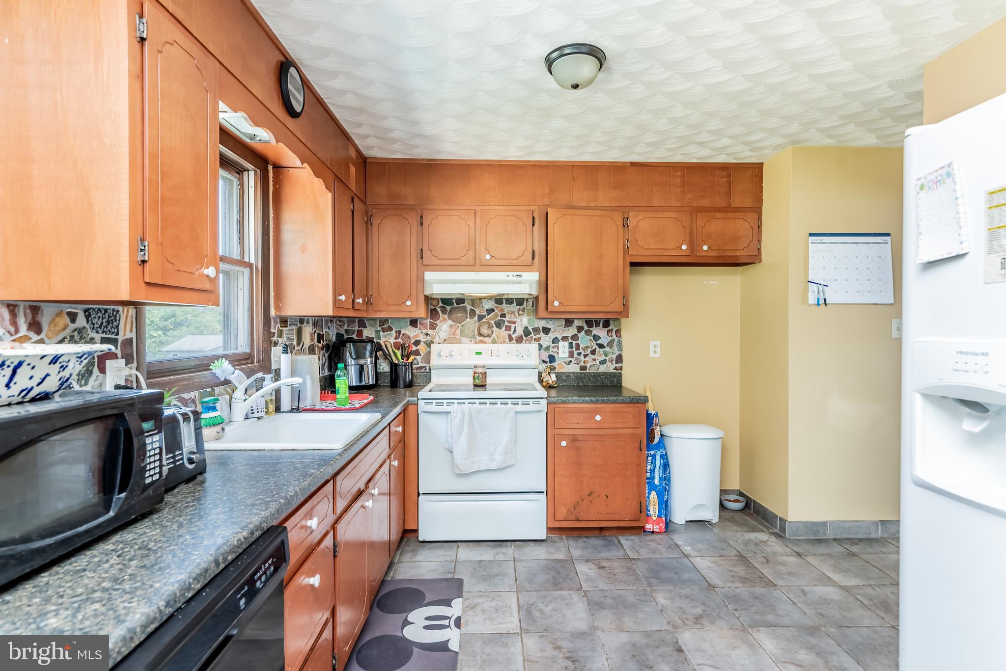 19 Fairview Road Newville, PA 17241 - Photo 8 of 31 Gallery Image 8