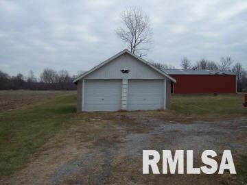 11024 Plumville Road Marion, IL 62959 - Photo 9 of 11