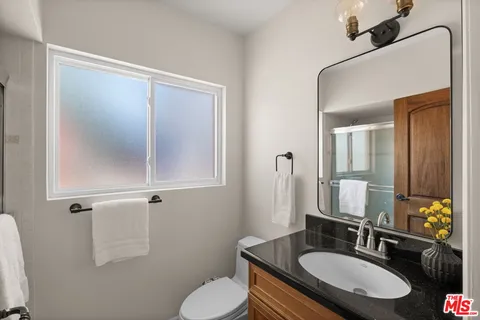 $1,399,000 | 4927 Alatar Drive, Woodland Hills, CA 91364