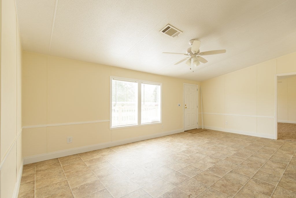 676 Twin Oaks Road Ray City, GA 31645 - Photo 7 of 33 Gallery Image 7