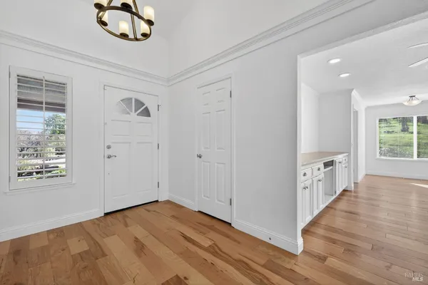 $1,199,000 | 405 Crestridge Place, Santa Rosa, CA 95409