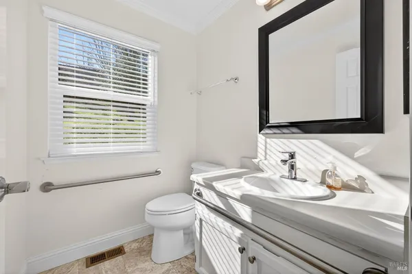$1,199,000 | 405 Crestridge Place, Santa Rosa, CA 95409
