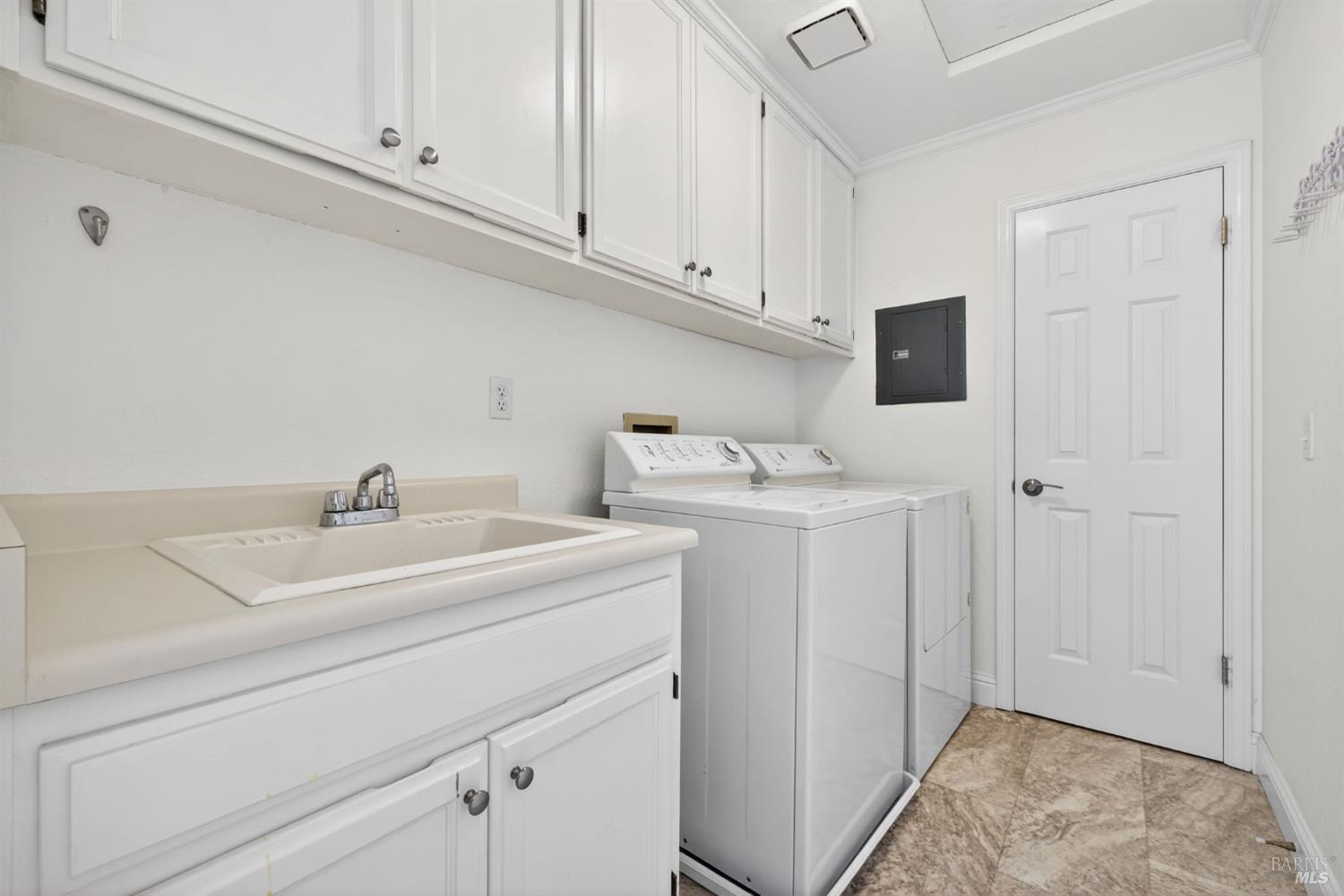 405 Crestridge Place Santa Rosa, CA 95409 - Photo 23 of 61