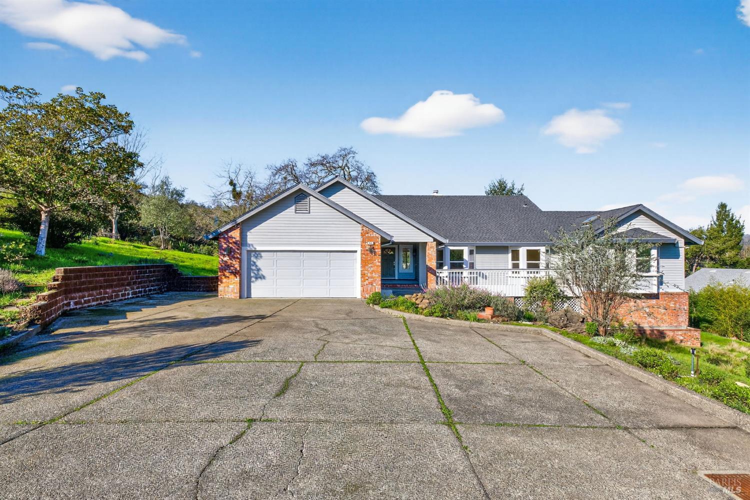 405 Crestridge Place Santa Rosa, CA 95409 - Photo 4 of 61