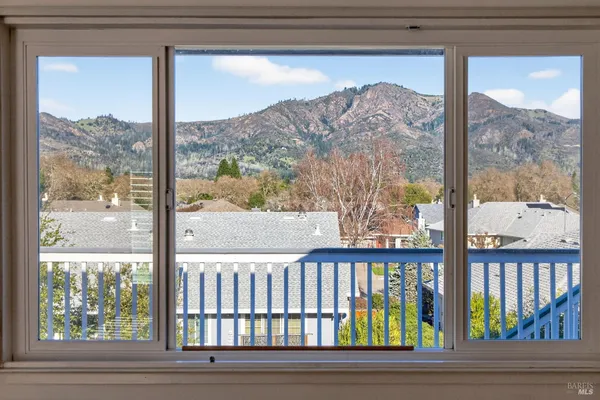 $1,199,000 | 405 Crestridge Place, Santa Rosa, CA 95409