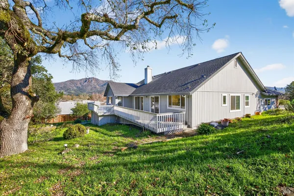 $1,199,000 | 405 Crestridge Place, Santa Rosa, CA 95409
