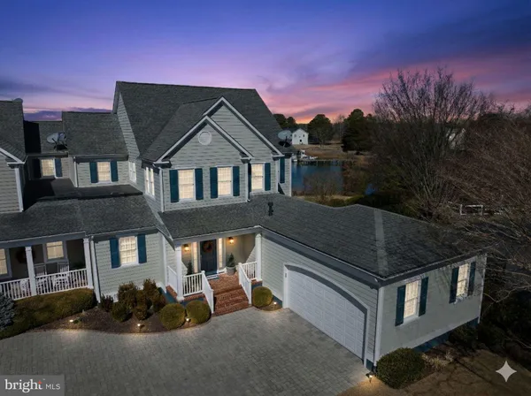 $1,125,000 | 62 Westbay Drive, Kilmarnock, VA 22482