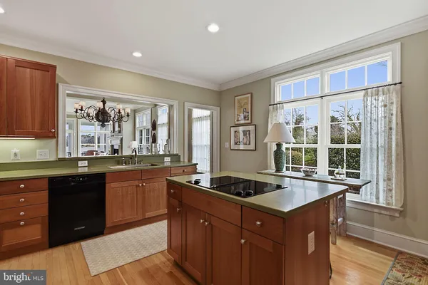 $1,125,000 | 62 Westbay Drive, Kilmarnock, VA 22482