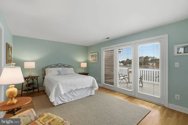 $1,125,000 | 62 Westbay Drive, Kilmarnock, VA 22482