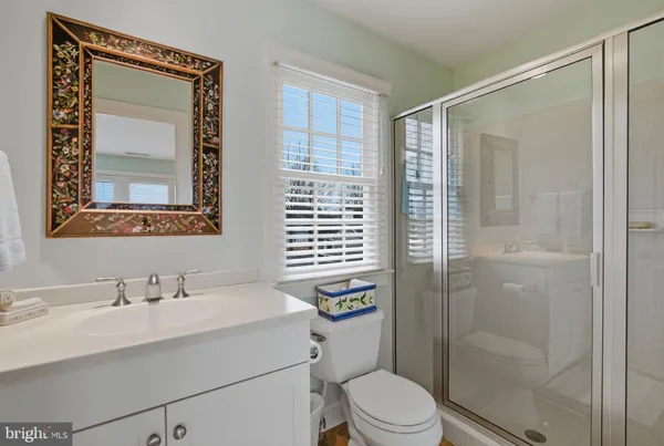 $1,125,000 | 62 Westbay Drive, Kilmarnock, VA 22482