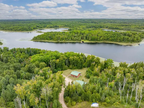 $599,000 | 32118 East Gunn Lake Trail, Marcell, MN 56657