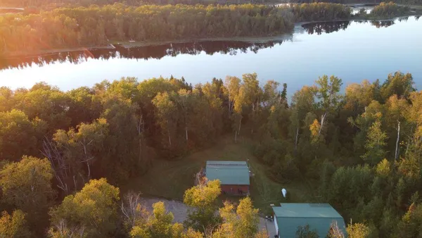 $599,000 | 32118 East Gunn Lake Trail, Marcell, MN 56657