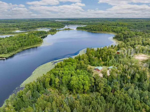 $599,000 | 32118 East Gunn Lake Trail, Marcell, MN 56657