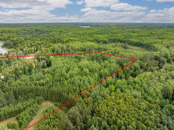 $599,000 | 32118 East Gunn Lake Trail, Marcell, MN 56657