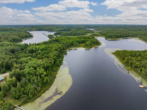 $599,000 | 32118 East Gunn Lake Trail, Marcell, MN 56657