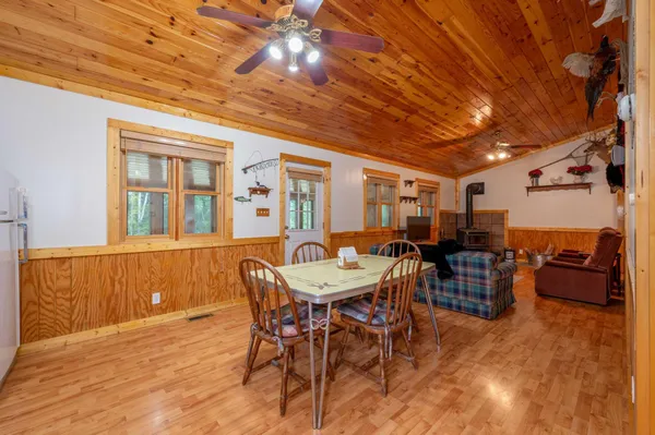 $599,000 | 32118 East Gunn Lake Trail, Marcell, MN 56657