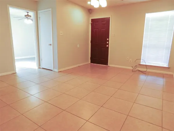 $1,695 | 3510 Sagebrush Drive, Denton, TX 76209