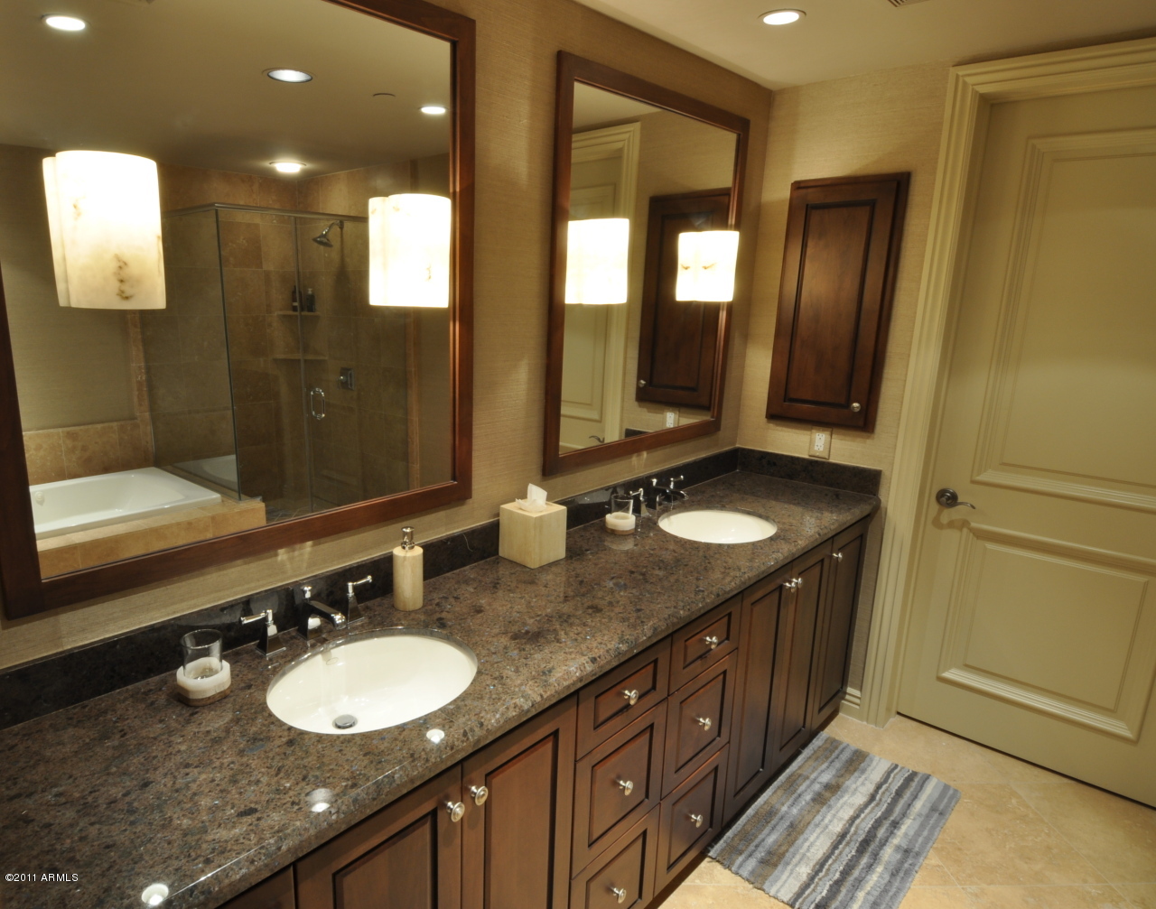 7175 East Camelback Road, Unit 3072 Scottsdale, AZ 85251 - Photo 10 of 17 Master Bathroom
