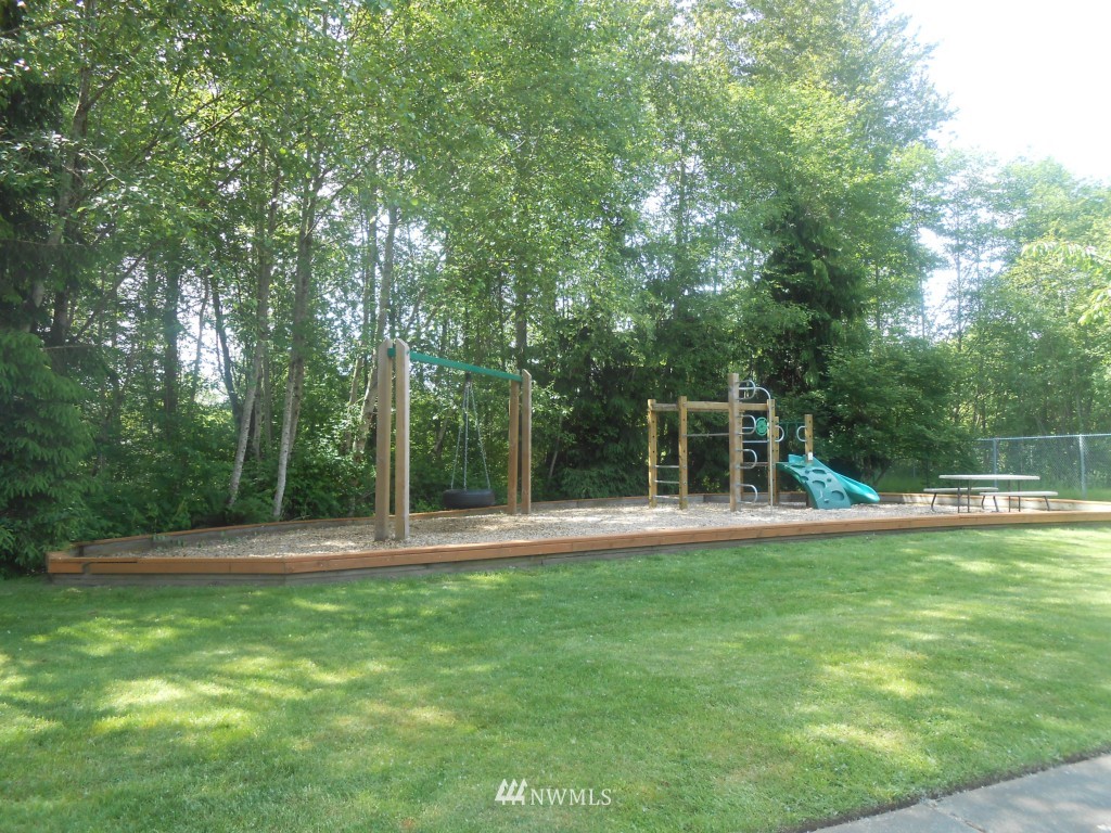 20814 23rd Avenue Southeast Bothell, WA 98021 - Photo 6 of 13