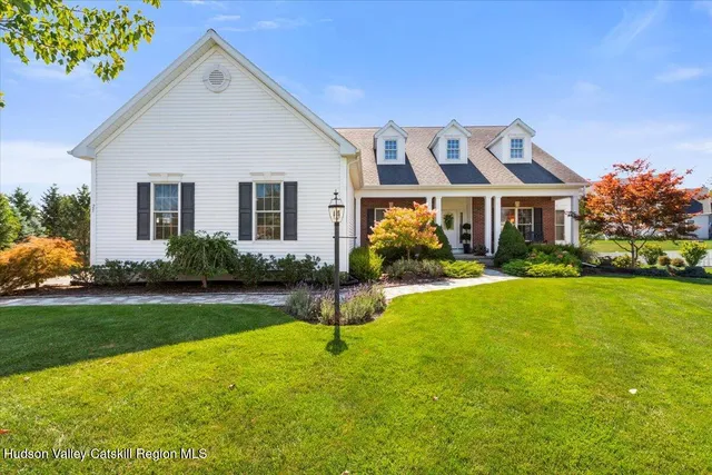 $650,000 | 25 Trotter Circle, Unit TROTTER CIRCLE, Selkirk, NY 12158