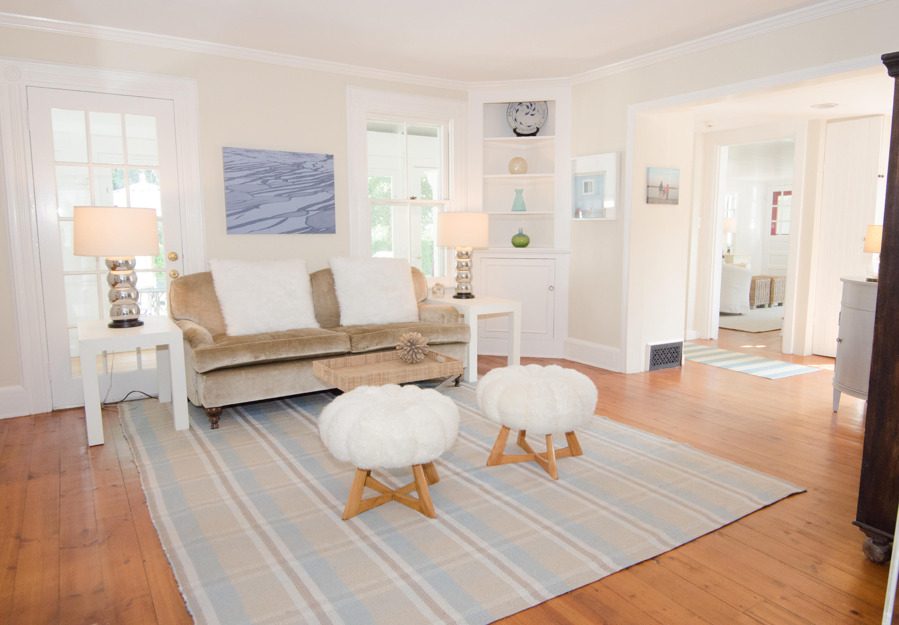 100 Hollow Tree Ridge Road Darien, CT 06820 - Photo 11 of 34 a living room with furniture and a wooden floor