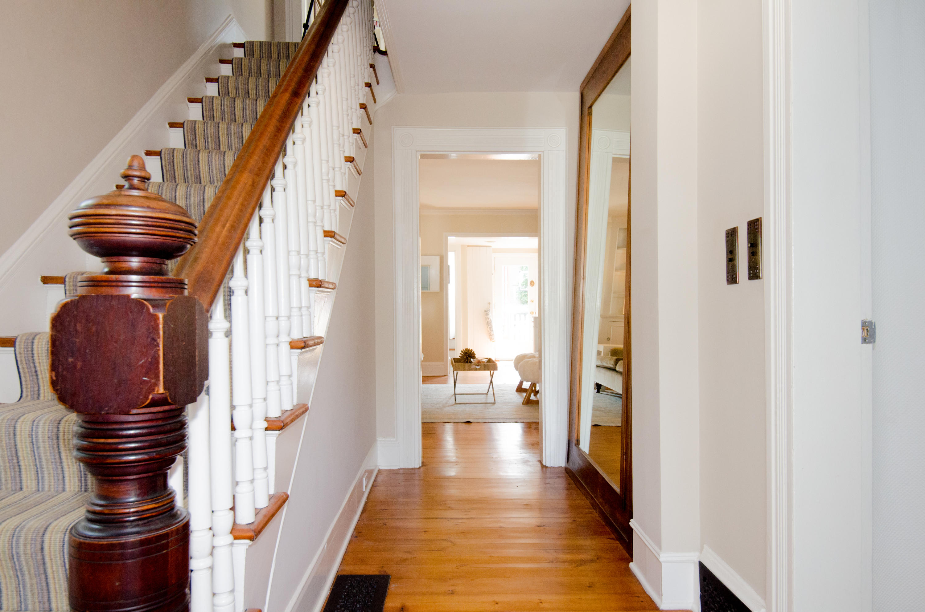 100 Hollow Tree Ridge Road Darien, CT 06820 - Photo 8 of 34 a view of entryway